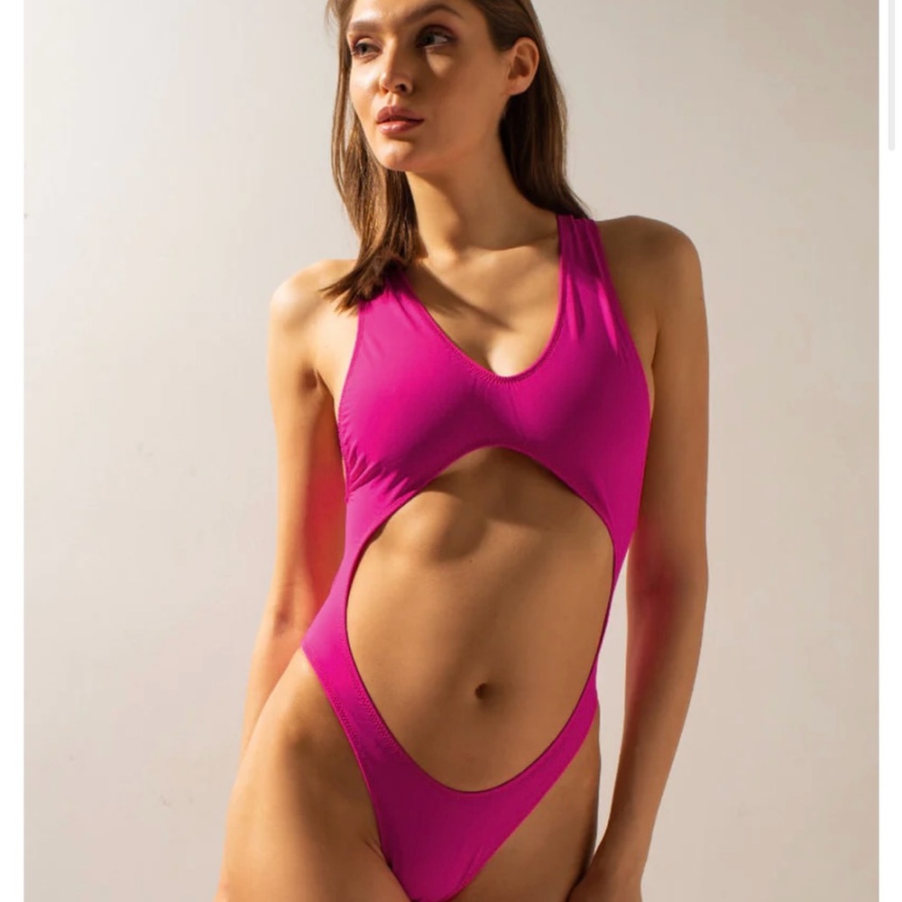 Shark Polewear Vashkelita Bodysuit - Magenta NWT